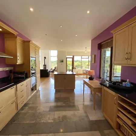 450 - Holiday home Oughterard